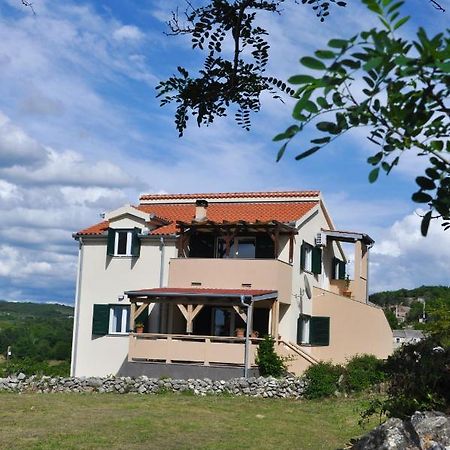 Apartmani Carnizza Ražanac Εξωτερικό φωτογραφία